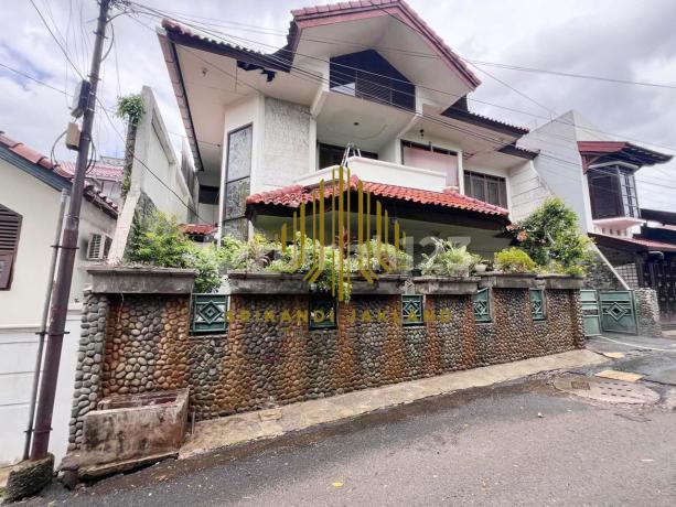 Hunian Asri Dalam Komplek