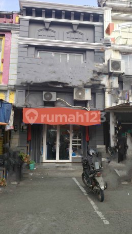 Ruko 3 Lantai Cepat JUAL di Versailles BSD Lokasi strategis