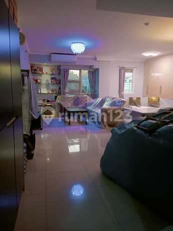 Apartemen Full Furnished Lantai 5 di Grand Tropic, Jakarta Barat Apartemen Full Furnished Lantai 5 di Grand Tropic, Jakarta Barat