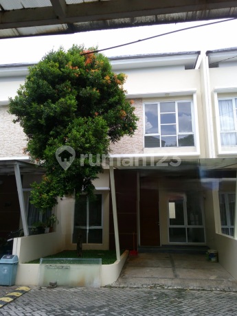Rumah Siap Huni ,Dibawah Pasaran di Green Bintaro Indah Tangsel Rumah Siap Huni ,Dibawah Pasaran di Green Bintaro Indah Tangsel