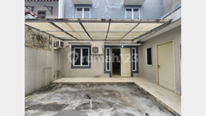 Dijual Rumah 2 Lt 160M2 Cluster Taman Himalaya Karawaci Dijual Rumah 2 Lt 160M2 Cluster Taman Himalaya Karawaci