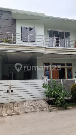 Dijual BU Nego Rumah Kutabumi Tangerang 2 Lantai Unfurnished SHM 