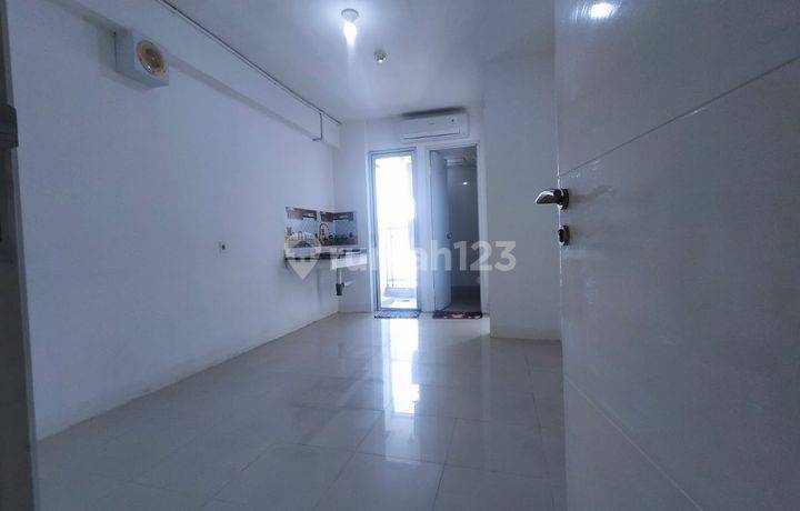 Apartment Unfurnished 2 Kamar Siap Huni Di Bassura City