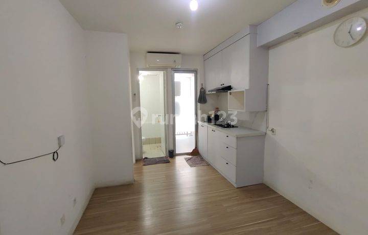Apartment Cantik Semi Furnished Di Atas Mall Si Bassura City