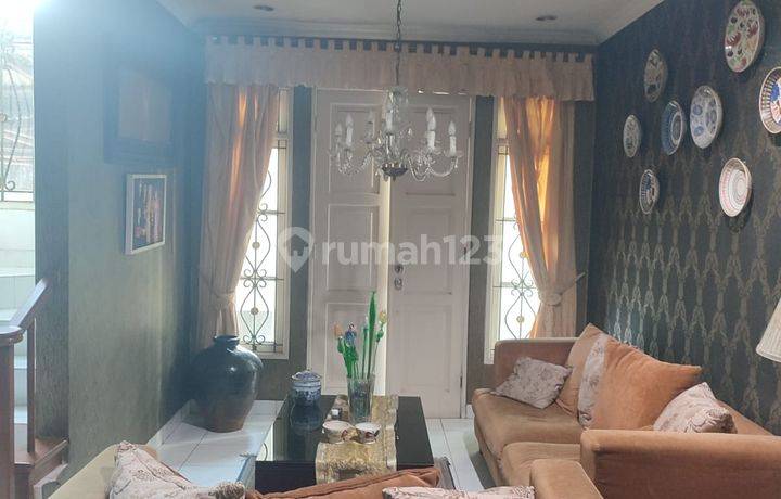 Rumah Mewah Hoek 2 Lantai Kawasan Elit Taman Senayan Bintaro Jaya Sektor 9 Tangerang Selatan