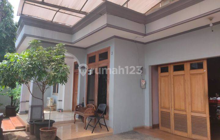 Rumah Komplek Pertambangan Kebon Jeruk, Jakarta Barat