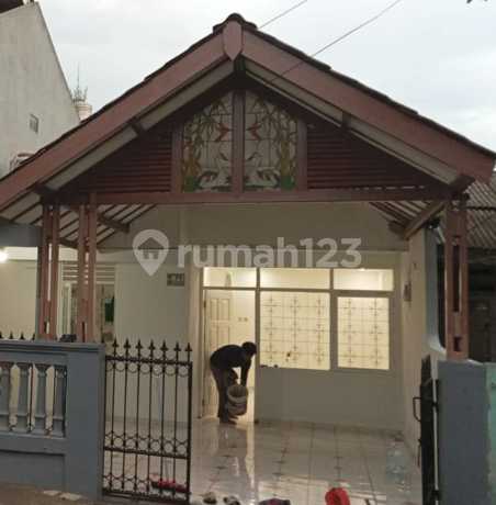 DIJUAL MURAH DAN CEPAT RUMAH DI KOMPLEKS  SAPTA TARUNA 2 BEKASI