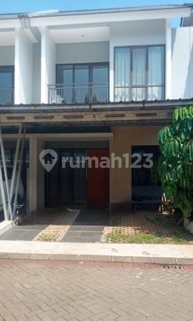 Nice 2-Story Flood-Free House in Premier Estate 3 Kranggan Cibubur