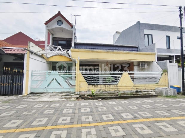 Rumah 2 Lt di Jalan Utama Perum Bendul Merisi Surabaya Dekat Royal Plaza, Polda & Kejaksaan