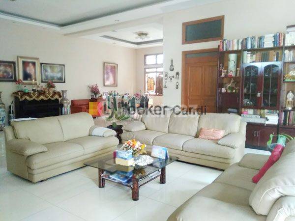 Rumah di Bukit Sadewa Ngesrep Semarang
