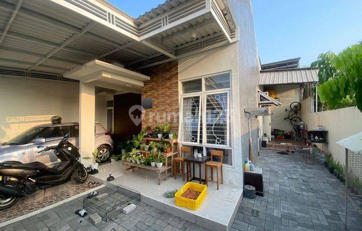 Dijual Rumah Hook Semi Furnished Grand Royal Regency 