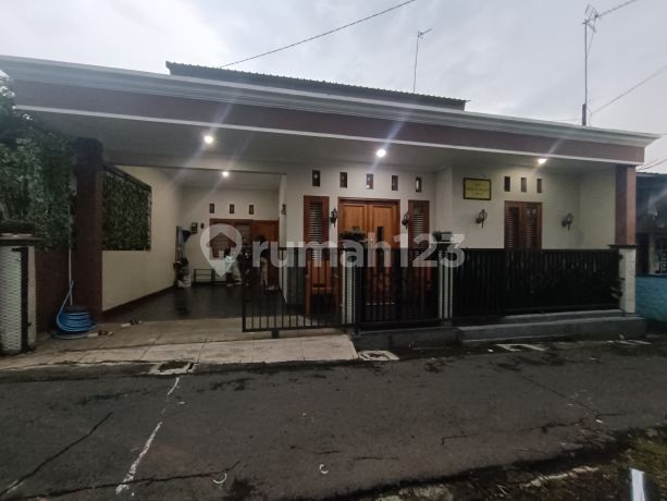 Dijual Rumah Siap Huni Furnished di Pusat Kota Dijual Rumah Siap Huni Furnished di Pusat Kota