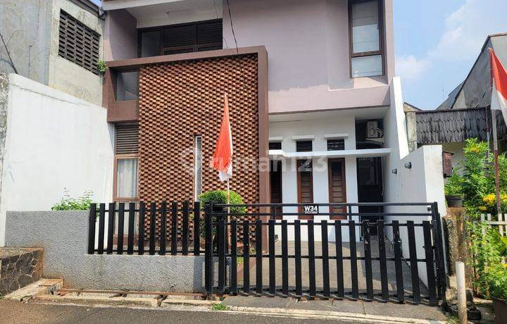 Rumah 2 Lantai Perumahan Cipulir Permai