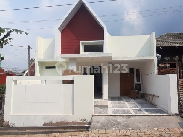 Affordable Saptoraya Saptorenggo Pakis House for Quick Sale, B.U Poll, Hook Position.