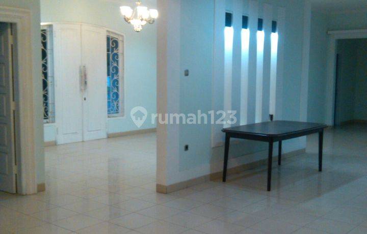 Dijual cepat Rumah mewah Taman Laguna, Cibubur