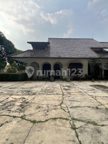 Rumah hitung tanah cocok untuk komersil area lebak bulus