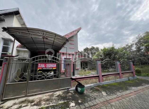 Rumah Hook LT 210M² SHM Area Tidar | 4 KT 3 KM | 985 Juta Nego
