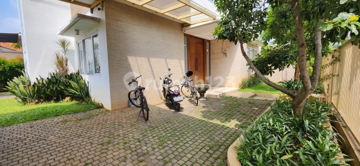 Rumah aman dan Nyaman diKomplek Bea Cukai Rumah aman dan Nyaman diKomplek Bea Cukai