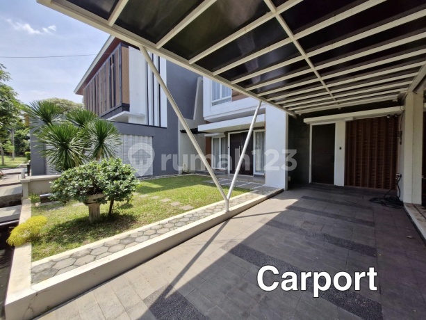 Luxury Cluster House Kirana Pulogebang in Front of the Park Furnished Building Area 220 Land Area 180