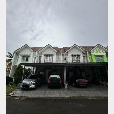 Newly Renovated House in British Gading Serpong Cluster, Tangerang Newly Renovated House in British Gading Serpong Cluster, Tangerang