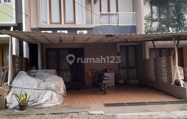 Dijual Rumah 2 Lantai The Green Park Residence Ciputat