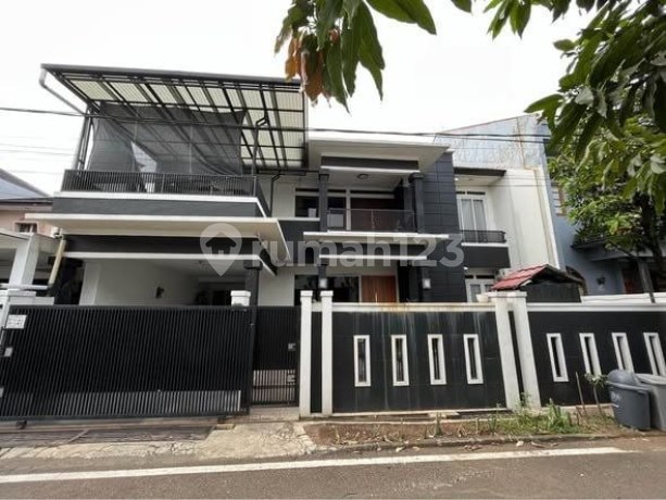 Rumah Bagus 3 Lantai Siap Huni Pratista Antapani Bandung Rumah Bagus 3 Lantai Siap Huni Pratista Antapani Bandung