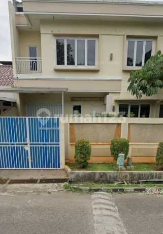 Rumah Bagus 2Lt Strategis Pinggir Jalan Raya Palem Semi Karawaci. Rumah Bagus 2Lt Strategis Pinggir Jalan Raya Palem Semi Karawaci.