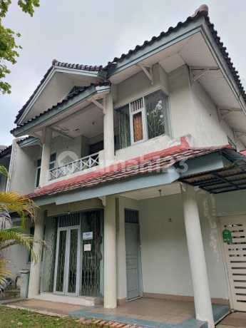 Rumah Cantik 2Lt Hunian Nyaman di Taman Himalaya Lippo Karawaci
