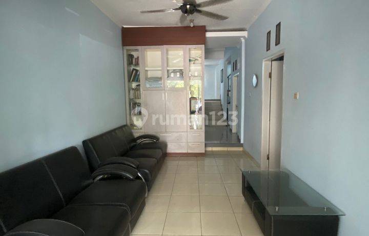 Rumah Bagus 2Lantai Nuansa Islami di Villa Rizki Ilhami Tangerang