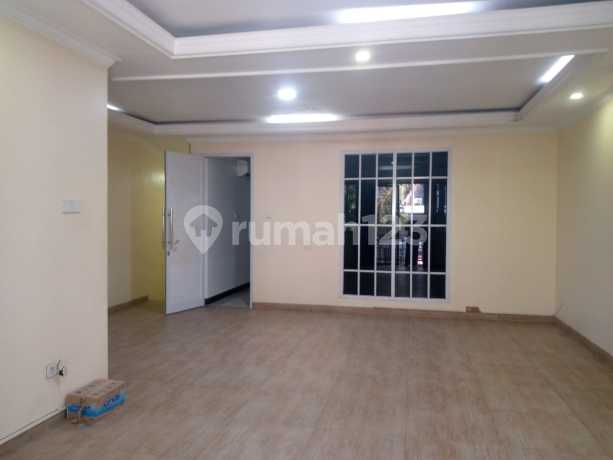 Dijual Rumah Mewah 3 Lantai di Grand Prima Bintara Bekasi Barat - Lokasi Strategis Dijual Rumah Mewah 3 Lantai di Grand Prima Bintara Bekasi Barat - Lokasi Strategis