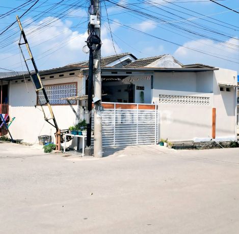 HUNIAN HOOK DI GRIYA ARTHA SEPATAN HUNIAN HOOK DI GRIYA ARTHA SEPATAN