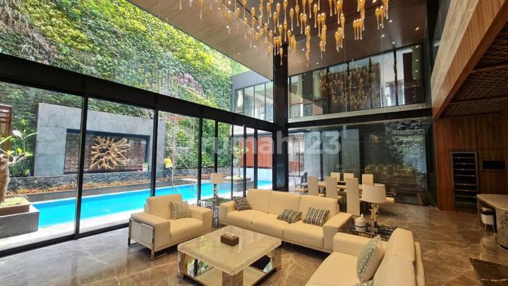 Dijual Rumah Mewah Trimaran Permai Pik