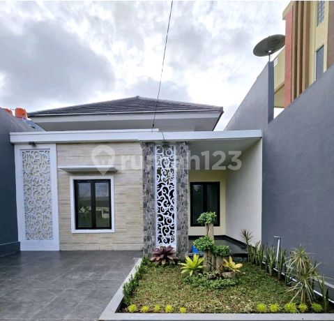 Rumah Baru Di Taman Kayangan ( Jual - Sewa )