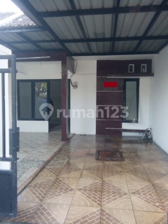 For Sale Quick House in Western Village, Pakal Surabaya