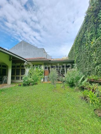 Rumah Hitung Tanah Luas 600 di Cinere, Dkt Tol