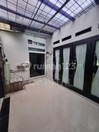 Comfortable Well-Maintained Move-In Ready House in Top Regency