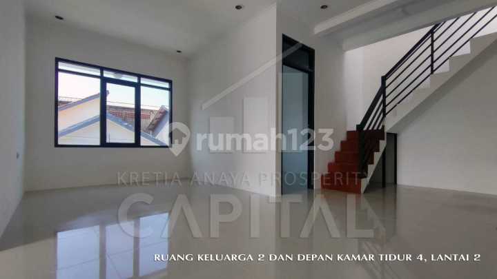 Rumah Hook Minimalis di Buana Sari Regency Siap Dihuni