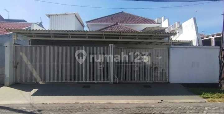 Turun Harga Rumah Manyar Tirtomoyo di Surabaya Timur