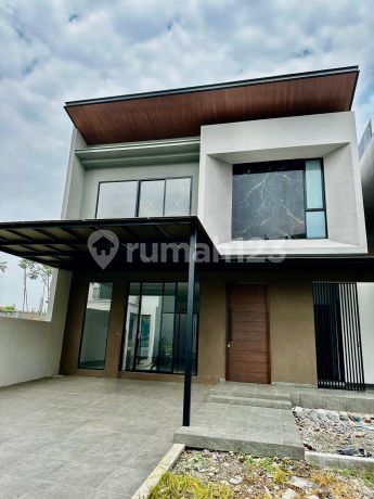 Baru Minimalis Modern Rumah di Citraland Crystal Golf