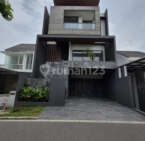 Baru Gress 3 Lantai Rumah Queenstown Citraland Dekat Radial Road Baru Gress 3 Lantai Rumah Queenstown Citraland Dekat Radial Road