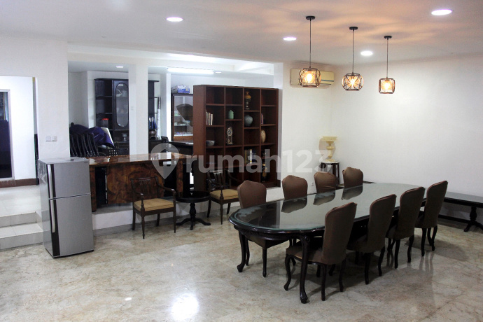 Rumah Menteng Jalan Utama Sangat Strategis Untuk Tinggal Dan Usaha