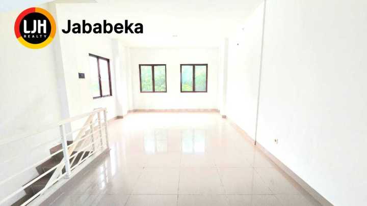 Dijual/Disewa Ruko Hollywood Boulevard lokasi Strategis Jababeka
