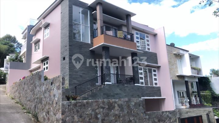 Dijual Rumah Dago Pandawa Arah Citra Green