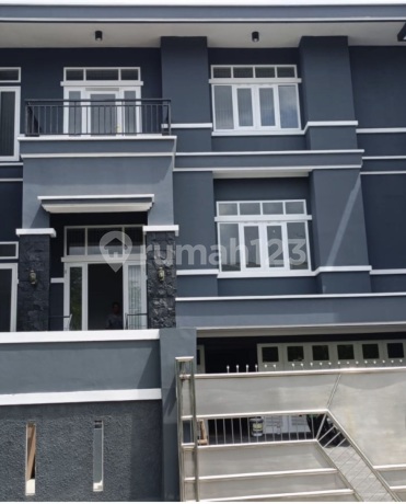 House for sale, newly renovated in Kelapa Gading.