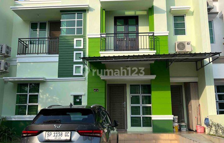 DIJUAL RUMAH ANGGREK SARI