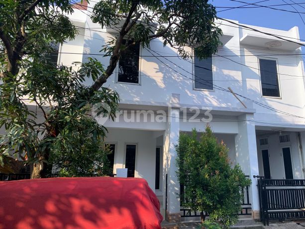 Rumah 3 Lantai Siap Huni Perumahan Taman Tridaya Indah 2 Tambun Bekasi Murah Strategis