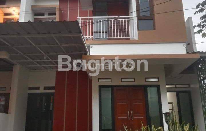 Rumah 2 Lantai Posisi Hook Di Griya Nuansa Hijau Depok Aman Nyaman & Privasi