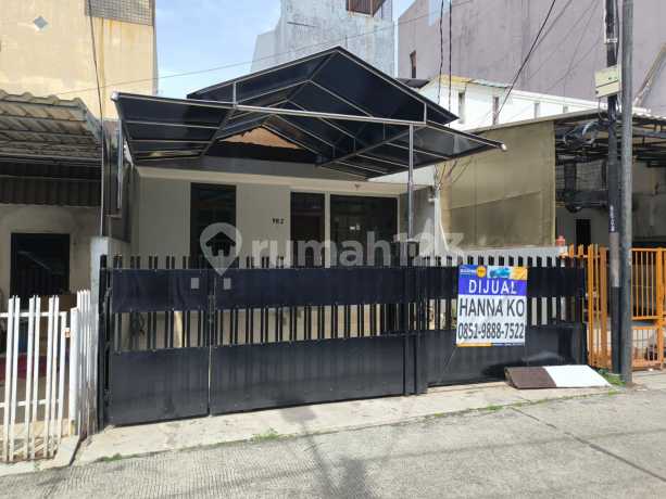 Dijual Murah Rumah Siap Huni di Janur Kuning Residences Kelapa Gading Bebas Banjir