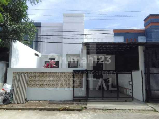 One Gate System Ready-to-Occupy House Provides Comfort at De Marakesh Ciwastra One Gate System Ready-to-Occupy House Provides Comfort at De Marakesh Ciwastra