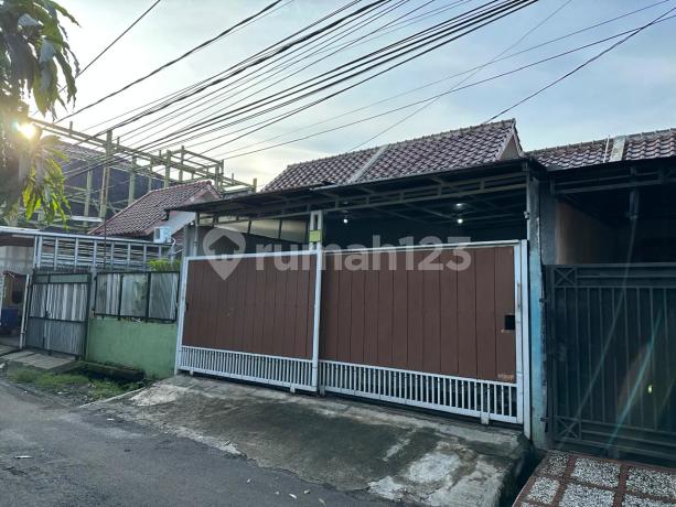 Turunharga!!! Rumah di Mahkota Simprug Tangerang Turunharga!!! Rumah di Mahkota Simprug Tangerang